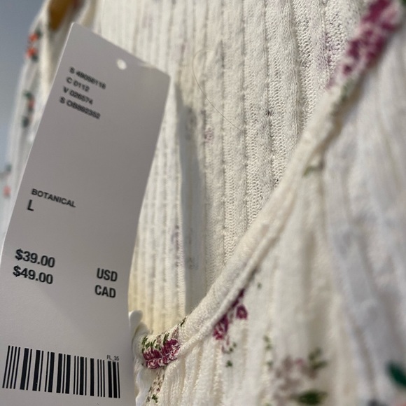 Botanical Sweater - Picture 5 of 6